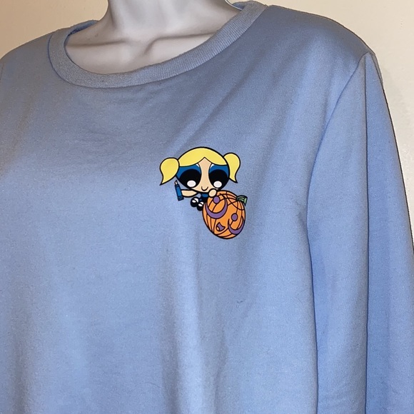 NWOT Women’s Powerpuff Girls/Bubbles Sky Blue RomWe Crewneck Sweatshirt - Picture 6 of 12
